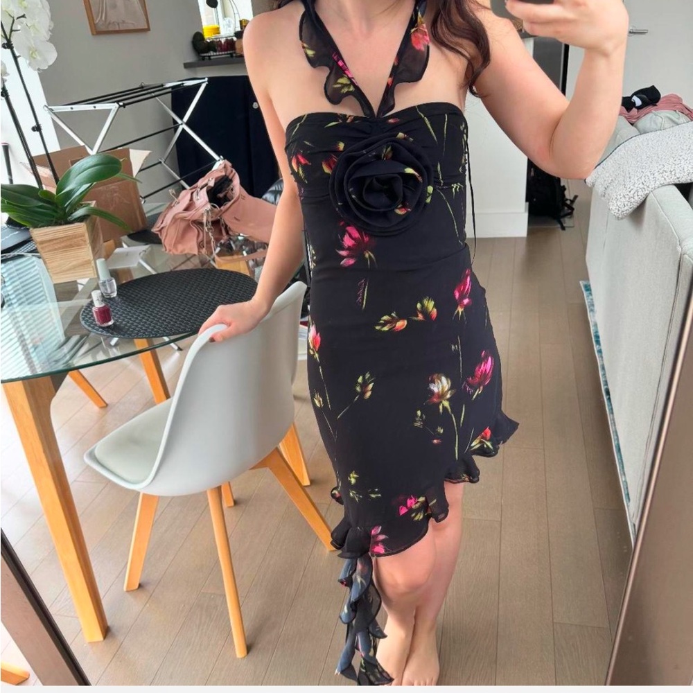 ROTATE BIRGER CHRISTENSEN Floral-Appliqué Asymmetric-Hem Mini Dress. Size Small